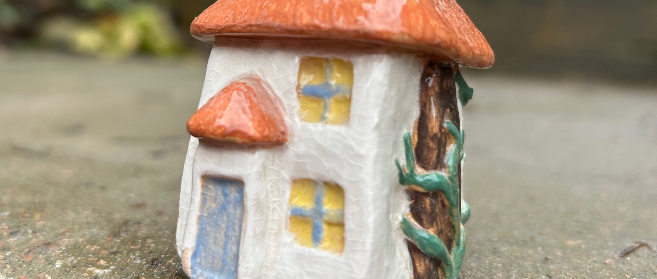 Fairy Houses pottery workshop course